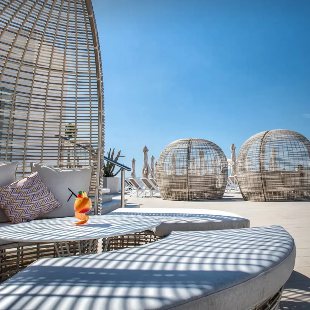 011 NEW Skyline_Designg_Projects_Voolcan_Group