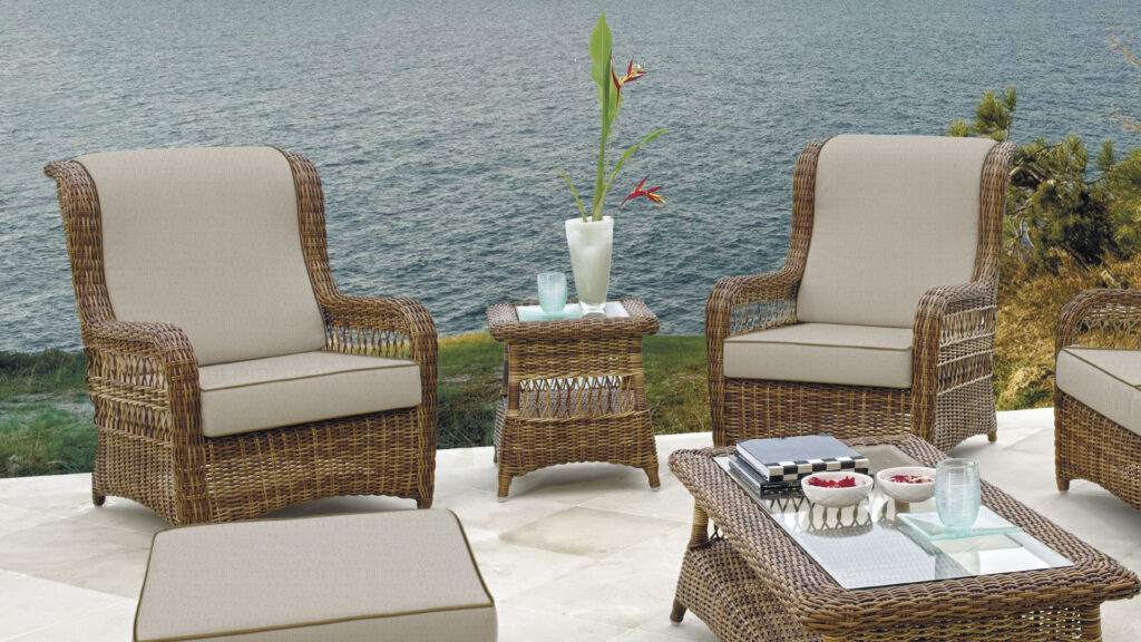 22005 EBONY Skyline SIDE TABLE RED PULUT OMEGA 6 mm 03