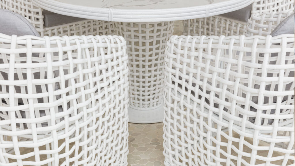 22460.12D Dynasty Skyline Dining Table WHITE Mushroom 15mm 07