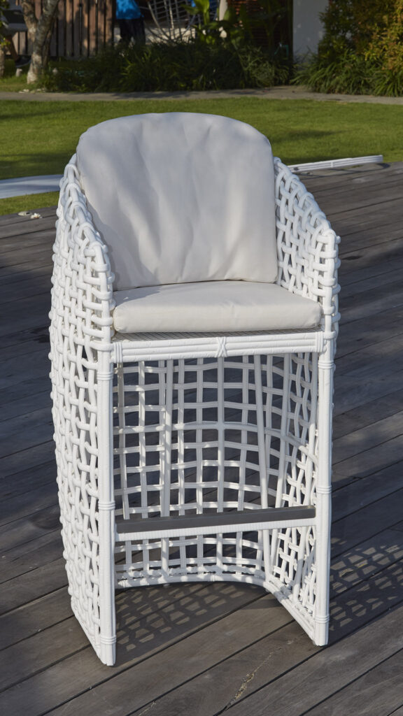 22464 Dynasty Skyline DYNASTY BARSTOOL WHITE Mushroom 15mm 03