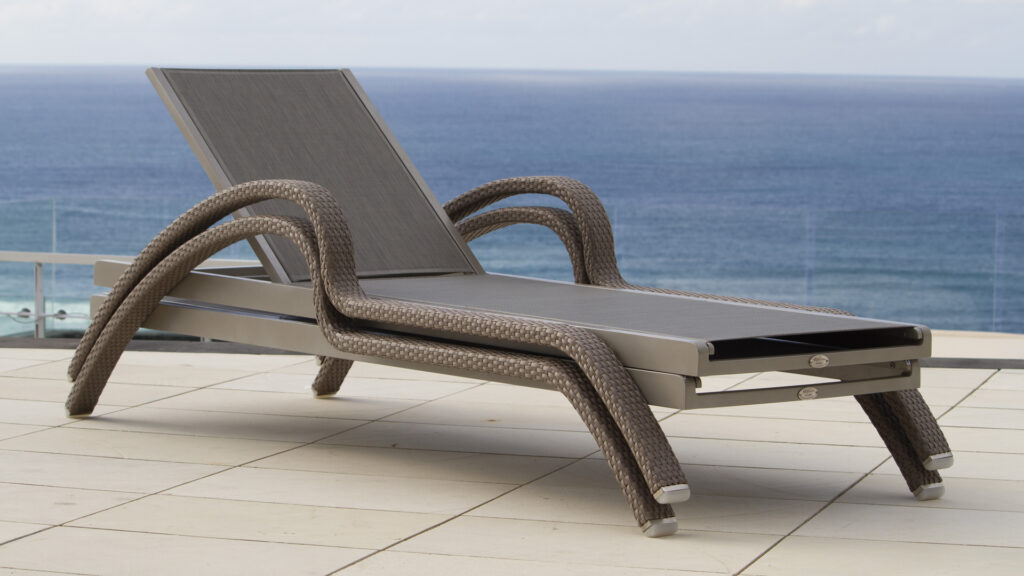 22853-Single-Lounger-PALACIO-Seashell-Skyline-Design-06