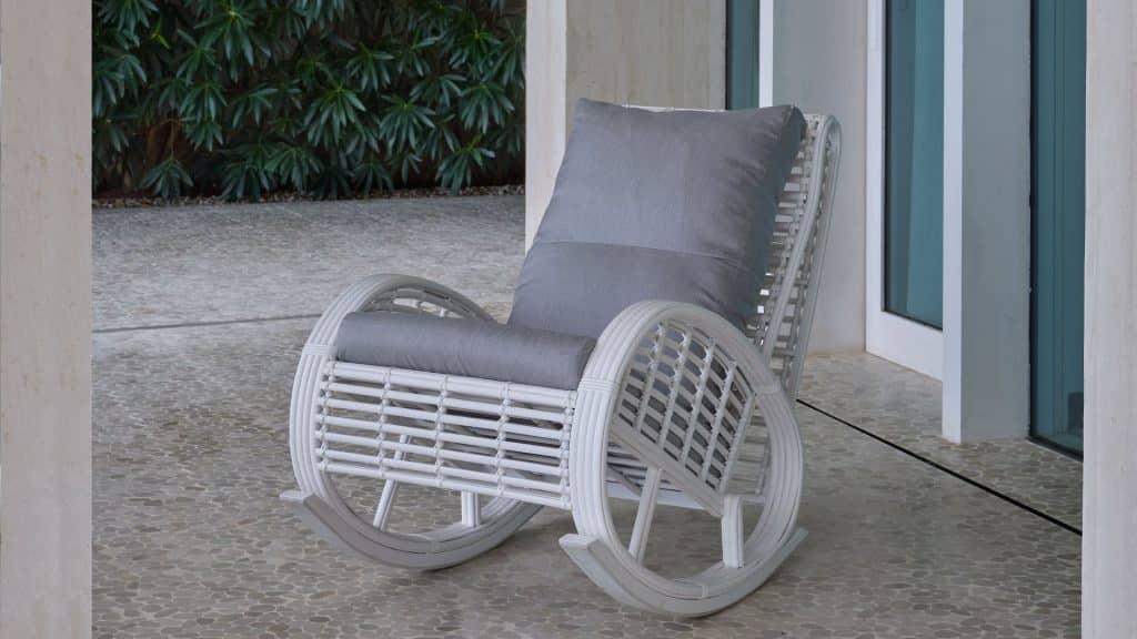 22858_Rocking Chair Dynasty_White Mushroom 15mm_Skyline_0