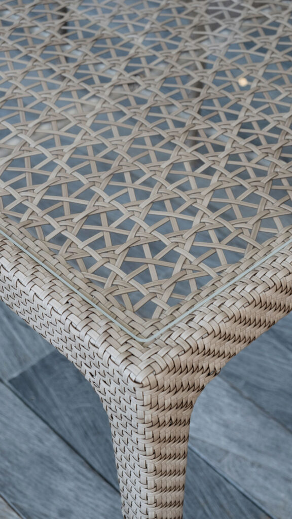 23091.22-Rect-Dining-Table-Journey-Seashell-FF-7mm-Skyline-Design-03