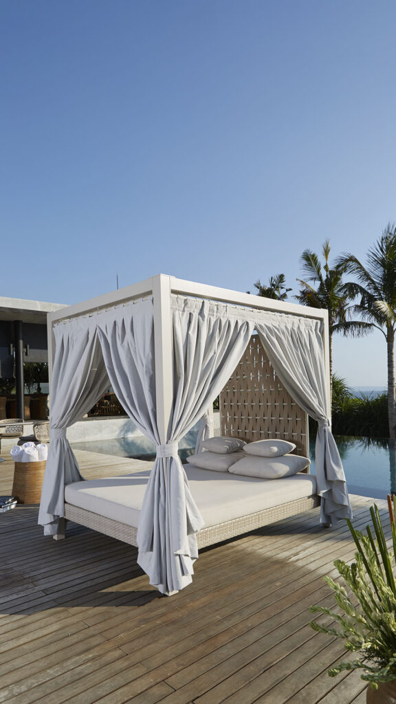 23286 DAYBED HEART SEASHELL FLAT-FLAT Skyline Design 7