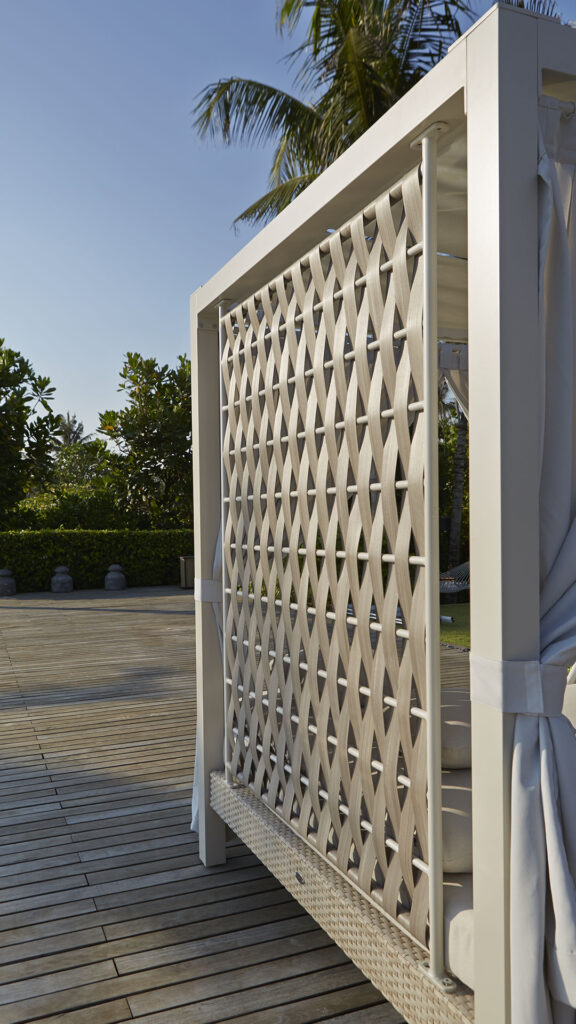 23286 DAYBED HEART SEASHELL FLAT-FLAT Skyline Design 8