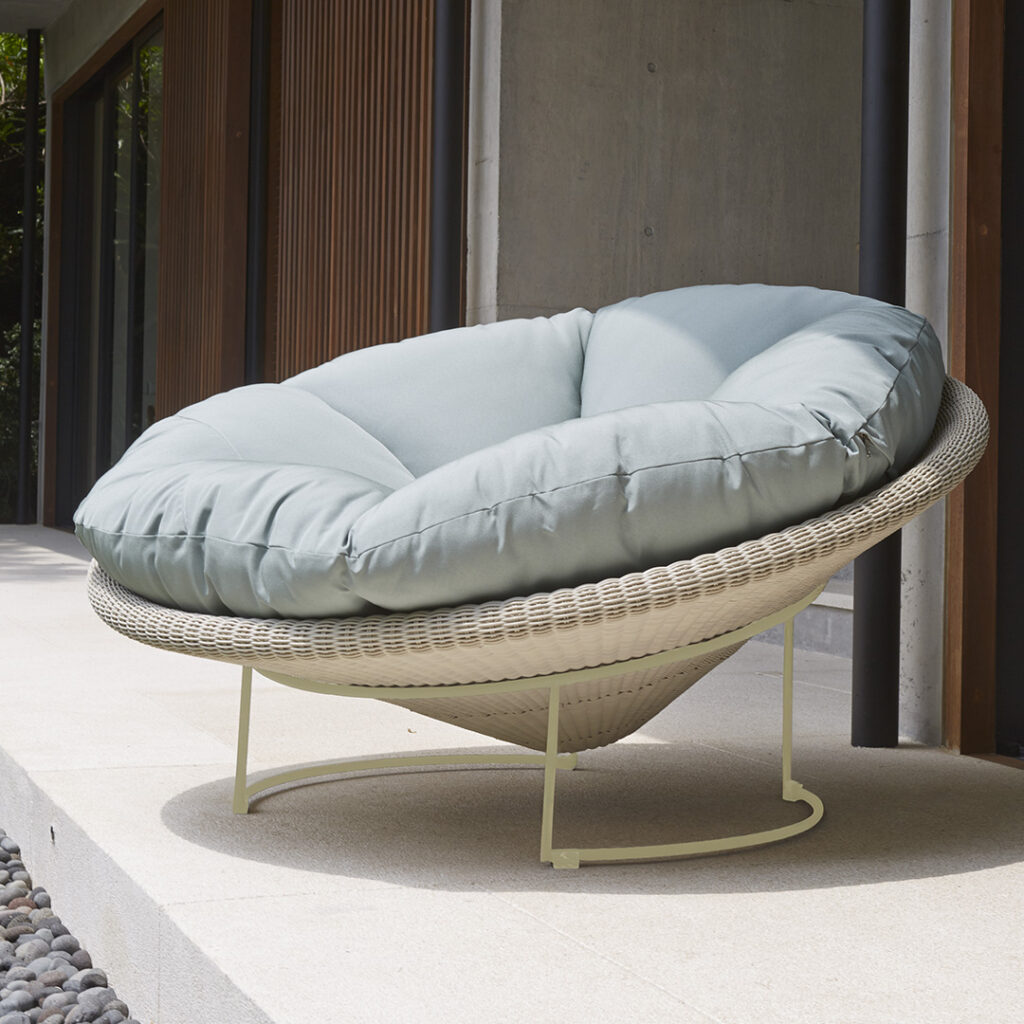 23291 LUNA Skyline Design ARMCHAIR WHITE WASH POLYROD 3 mm 06