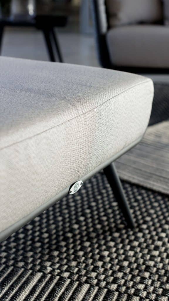 23516_Ottoman Serpent_Anthracite Polyrope 30mm_Skyline_3