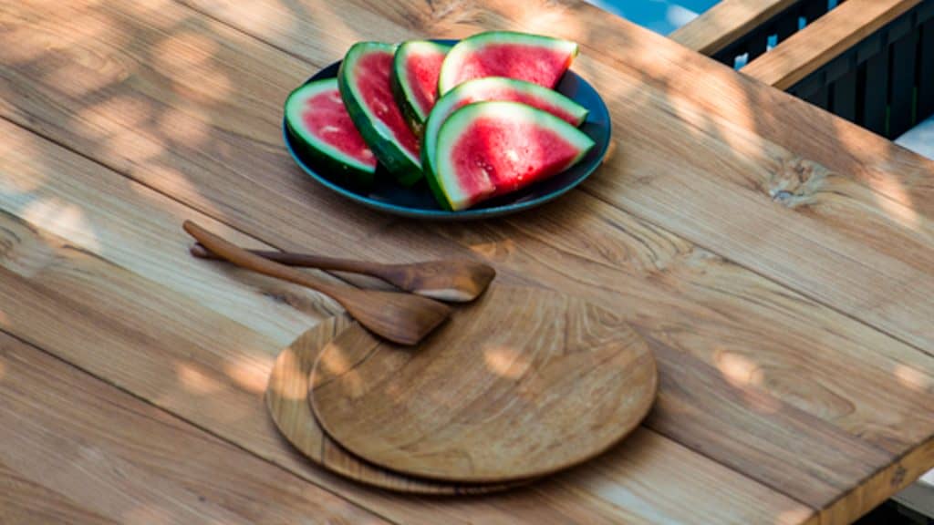 23712_Dining Table Alaska_Natural Teak_Skyline_4