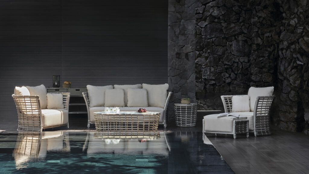 23761 ARMCHAIR VILLA OFF WHITE MUSHROOM Skyline Design 01