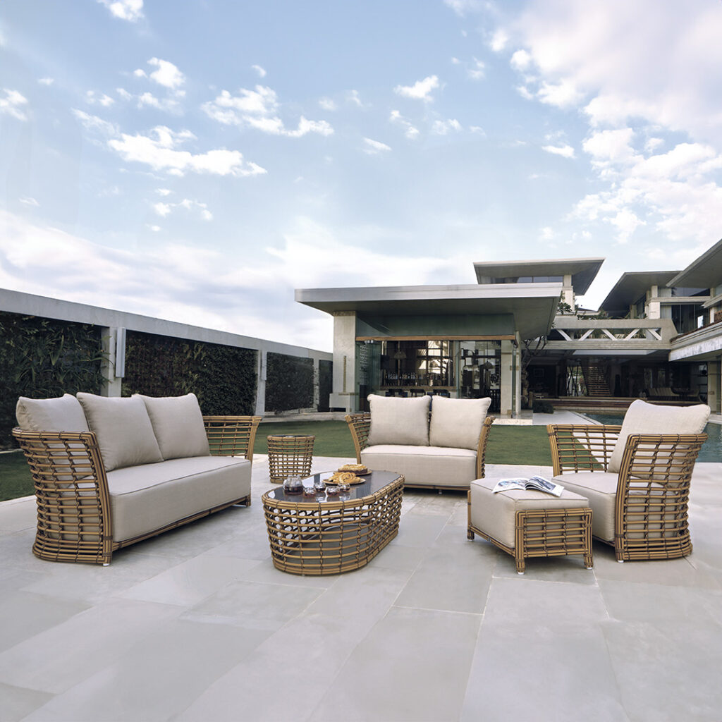 23762 LOVESEAT VILLA NATURAL RATTAN MUSHROOM Skyline Design 04