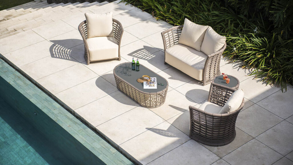 23762 LOVESEAT VILLA OFF WHITE MUSHROOM Skyline Design 07