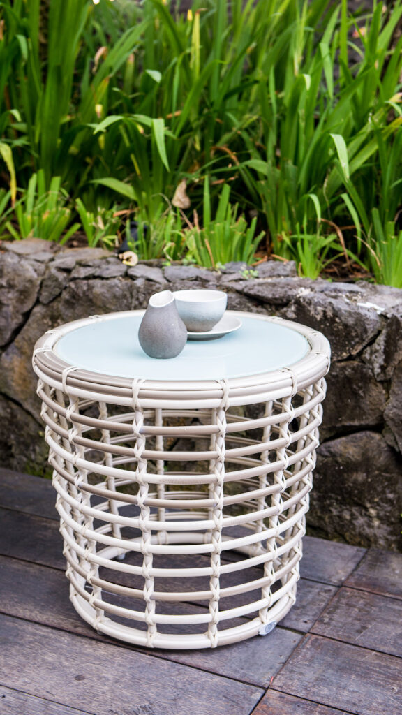 23765 SIDE TABLE VILLA OFF WHITE MUSHROOM Skyline Design 03