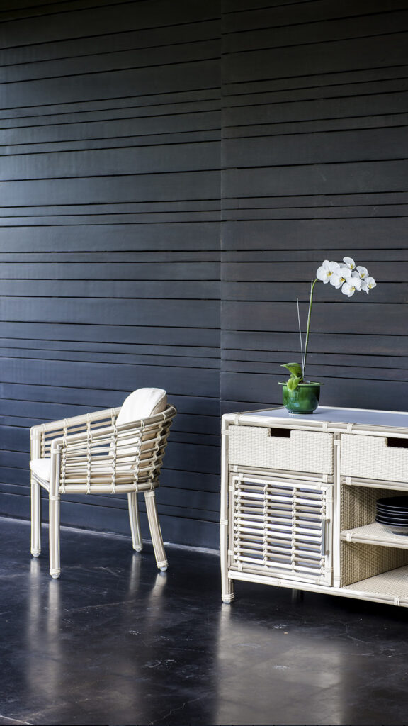 23770 DINING ARMCHAIR VILLA Skyline Design 04