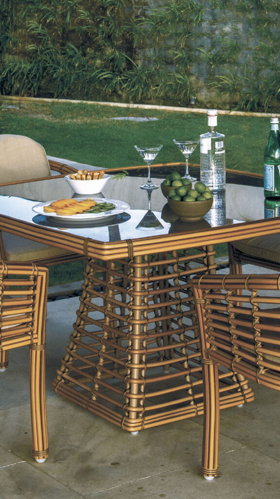 23772-12x12 VILLA Skyline Design 02