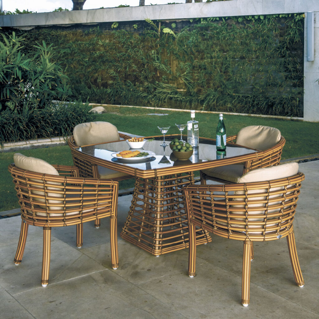 23772-12x12 VILLA Skyline Design 03