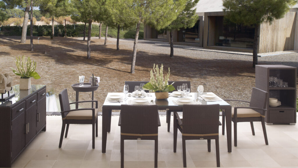 2386.16 MALTA Skyline Design DINING TABLE MOCCA Polypeel 7 mm 03
