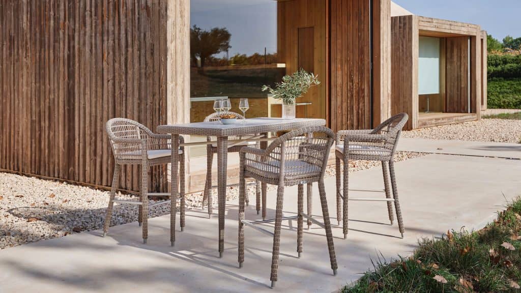 23891-Barstool-Arena-Seashell-Polyrod-Skyline-Design-0