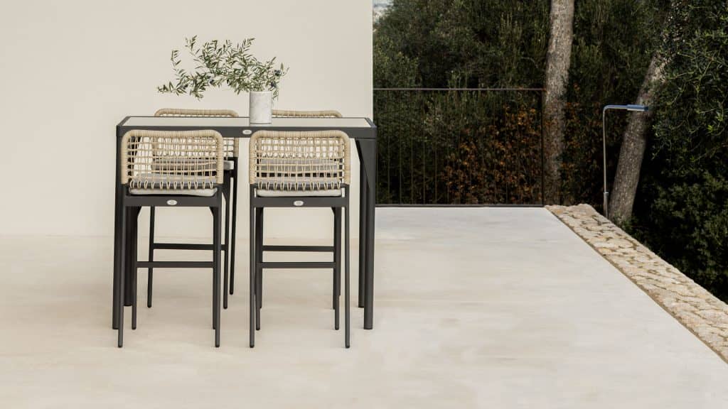 24308-Barstool-Ribs-Sunrise-White-Seashell-Polyrod-5mm-Skyline-Design-0