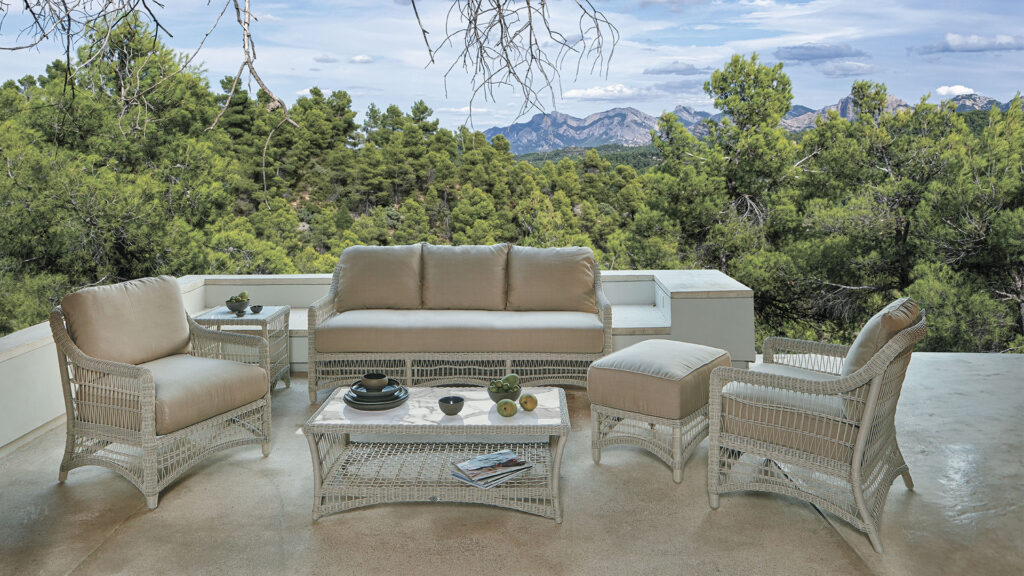 4603-Sofa-Arena-Seashell-Polyrod-Skyline-Design-07