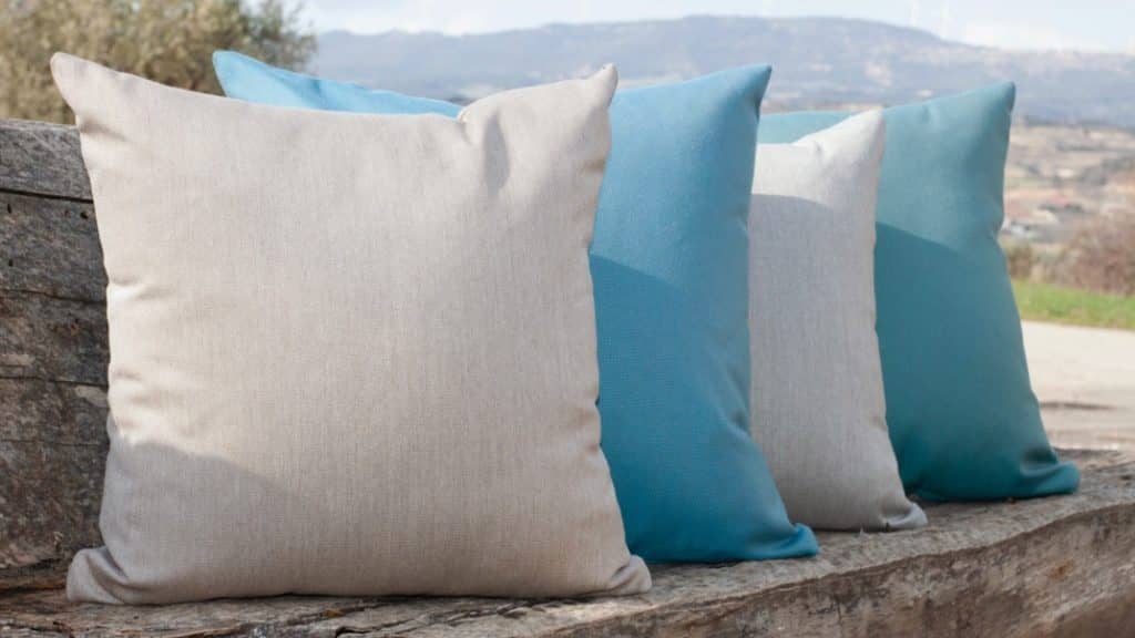 DECORATIVE PILLOWS SKYLINE DESIGN Premium Outdoor Furniture