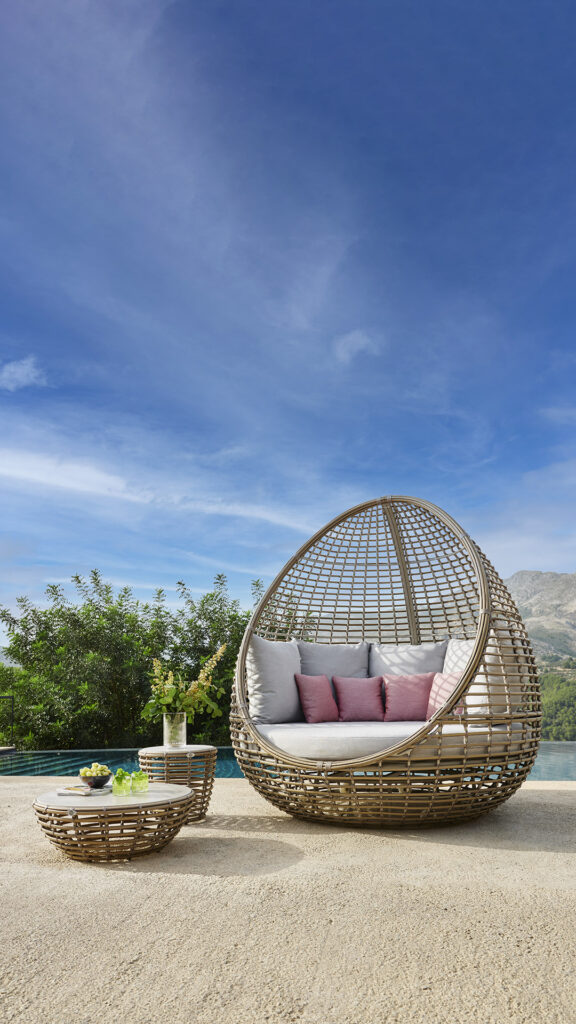 Iconic Daybeds_Skyline_4