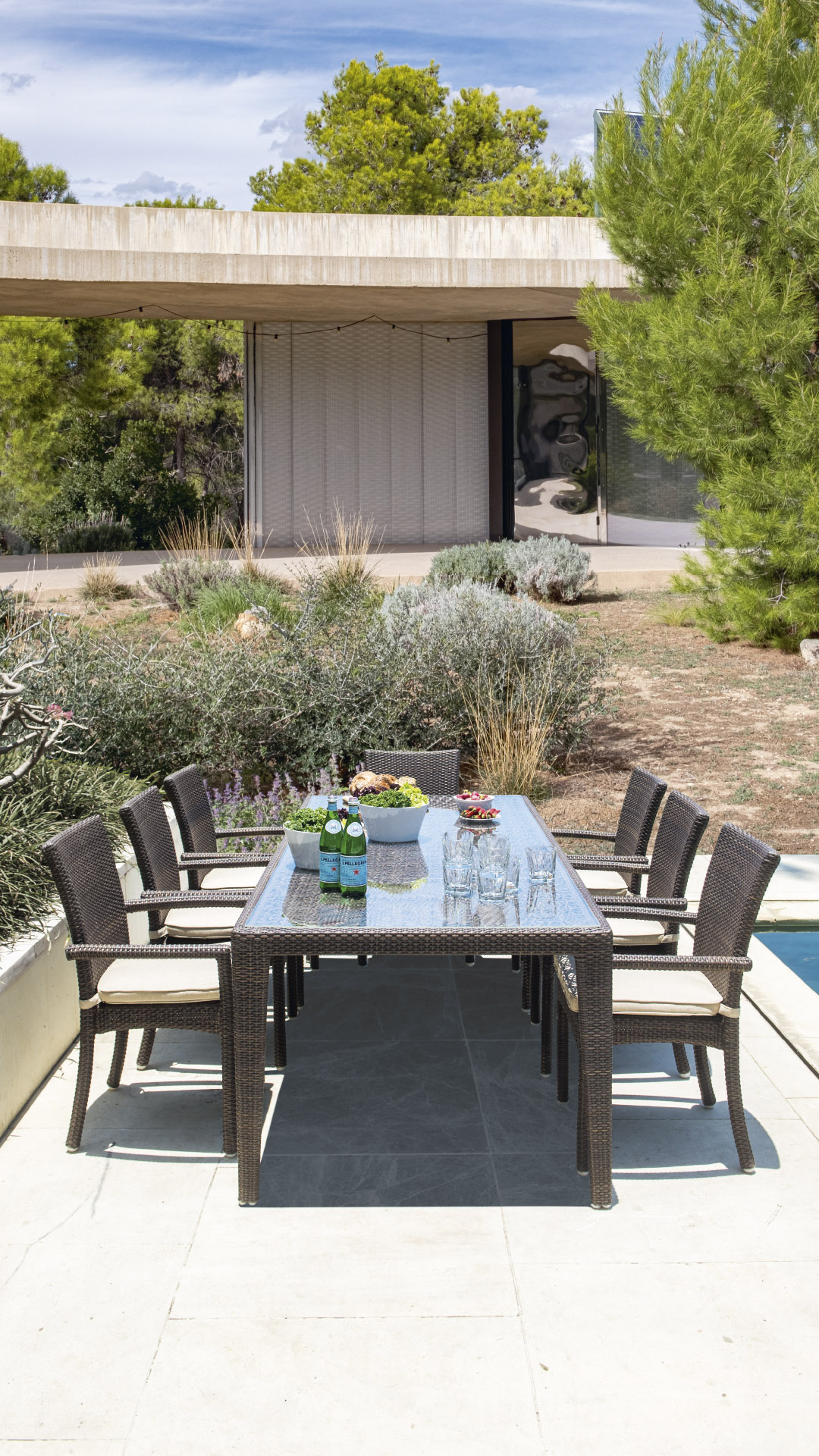 MALTA Collection SKYLINE DESIGN Premium Outdoor Furniture